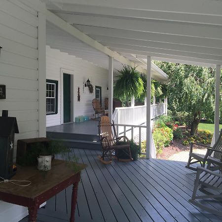 ホテルGrapevine House Winesburg エクステリア 写真